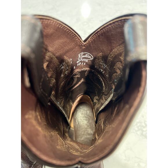 Justin Boots Dark Brown Ankle Boots - Picture 9 of 11